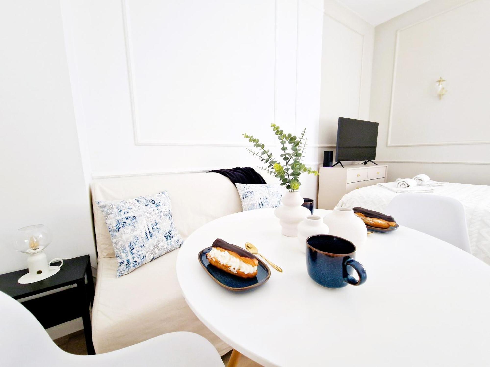 J&w Grojecka Glam Flat * Warszawa